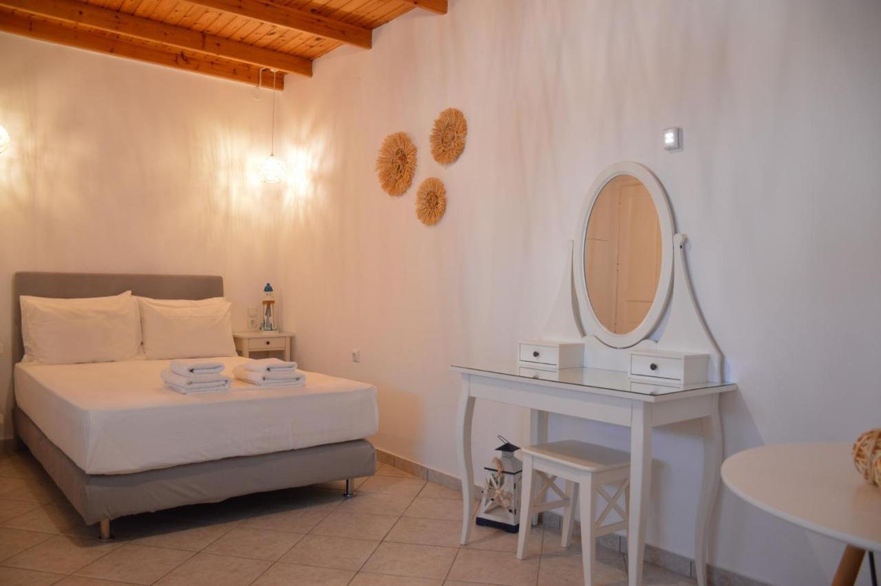 Cute Studio In Milos Tripiti Exteriör bild
