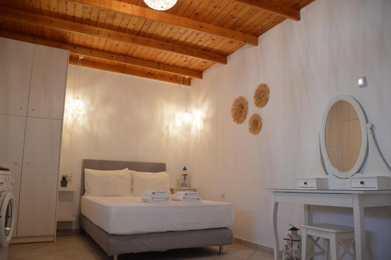 Cute Studio In Milos Tripiti Exteriör bild